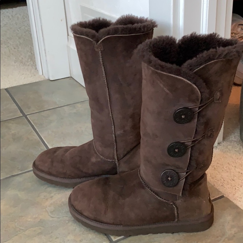 Ugg dark brown boots